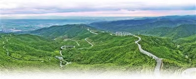 美哉！西山