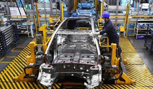 1至8月我國(guó)汽車(chē)產(chǎn)銷量同比分別增長(zhǎng)7.4%和8%