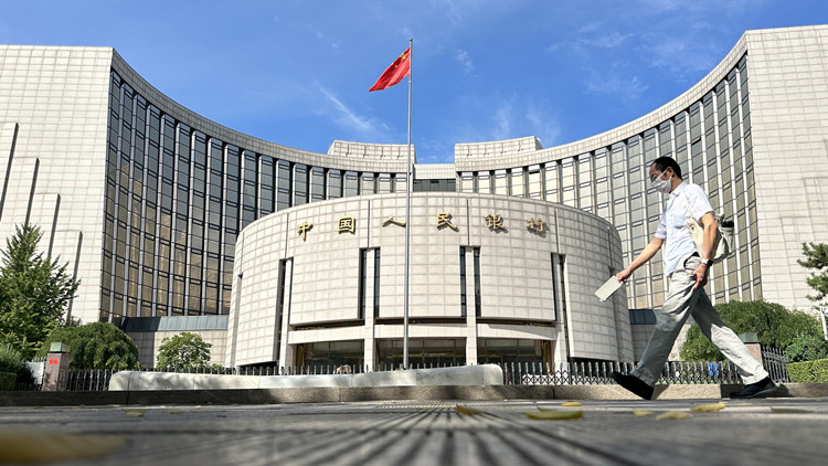 人行副行長張青松：加強(qiáng)問責(zé)令償債能力較強(qiáng)地區(qū)地方政府自行解決債務(wù)問題