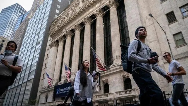 紐約股市三大股指7日上漲 通信服務(wù)板塊以3.22%漲幅領(lǐng)漲