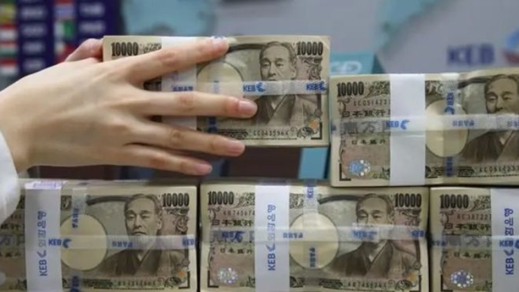 日本央行維持超寬鬆貨幣政策 日?qǐng)A下挫