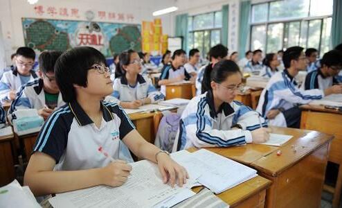 浙江將組織千名科學(xué)家擔(dān)任中小學(xué)?？茖W(xué)副校長