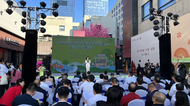 「清遠好風土」亮相深圳  灣區(qū)年貨大集暨風情文化周活動盛大啟幕
