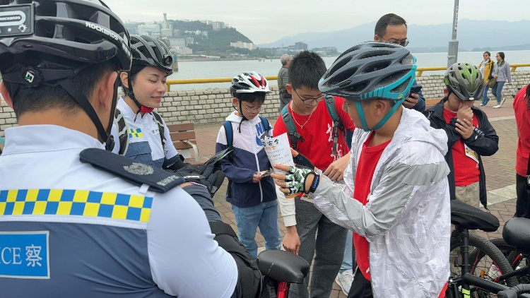 警方沙田吐露港宣傳單車(chē)安全意識(shí)