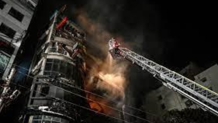 孟加拉國首都達卡發(fā)生火災已致43人死亡