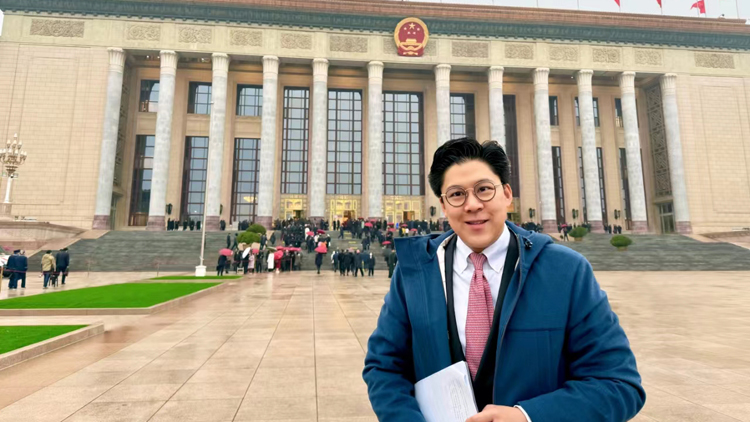 霍啟剛：聽取總理政府工作報(bào)告後 對(duì)國(guó)家經(jīng)濟(jì)發(fā)展充滿信心