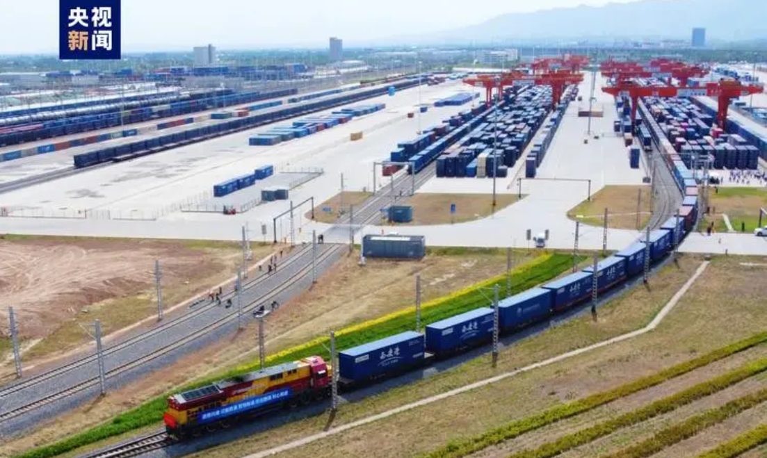 中國鐵路實(shí)行新的貨物列車運(yùn)行圖