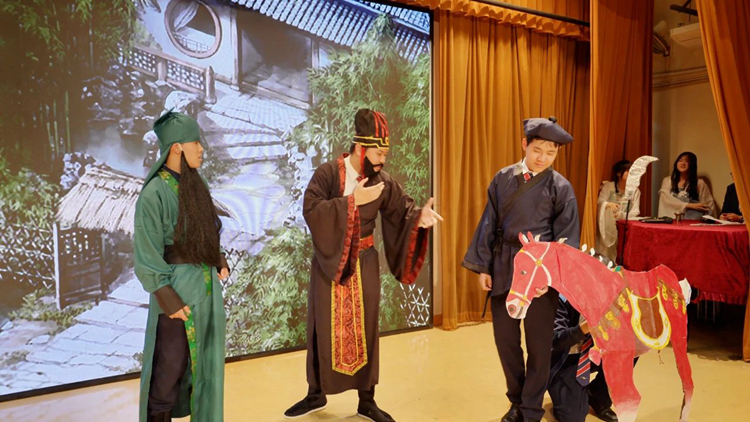有片｜戲劇、創(chuàng)科、課外實踐……香港這所中學(xué)的愛國課程太有料！