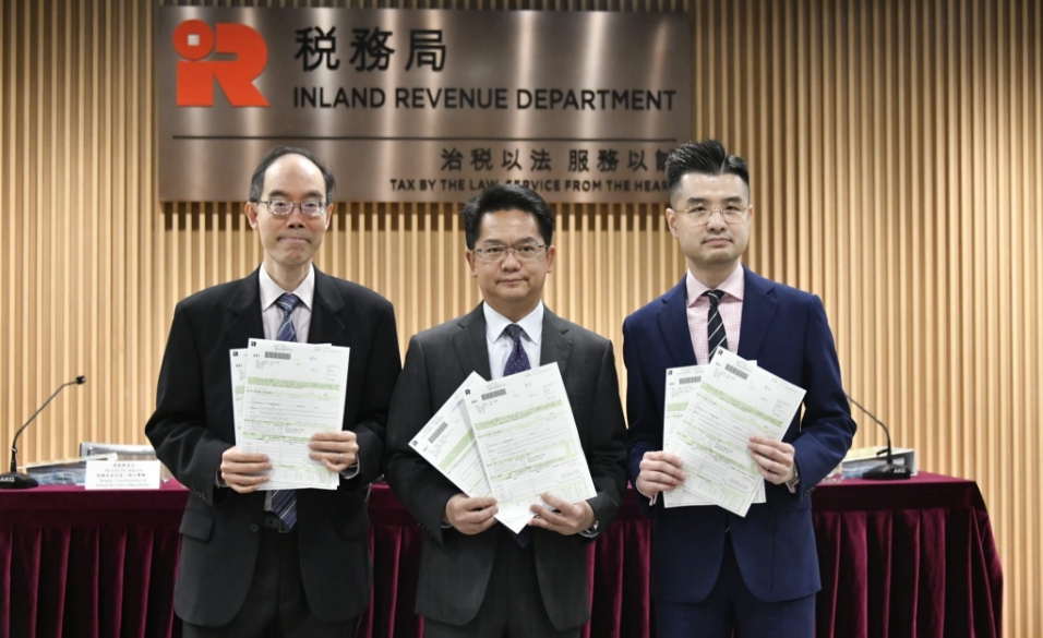 稅局寄出244萬(wàn)份報(bào)稅表 料今年度稅收3828億升12%
