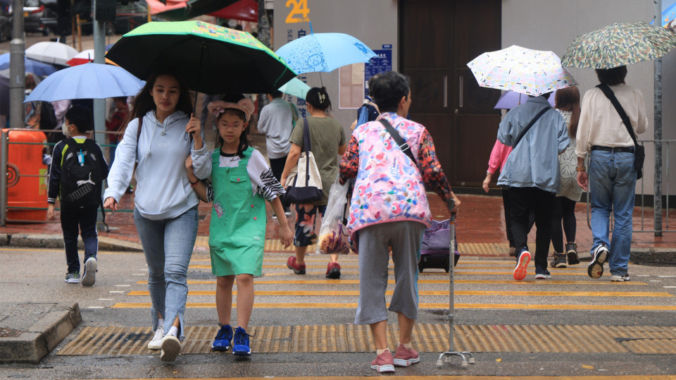 天文臺取消黃雨警告信號 料今晚及明日有驟雨及幾陣雷暴