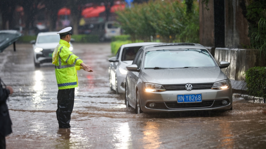 廣西賀州暴雨橙色預(yù)警信號(hào)提升為紅色