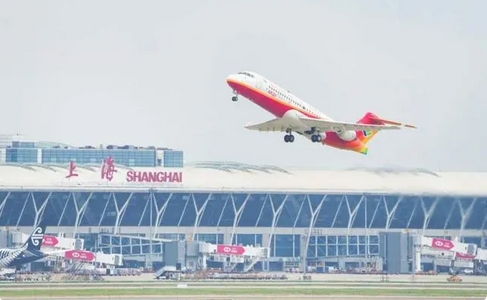 國產(chǎn)商用飛機完成首次加注SAF演示飛行 