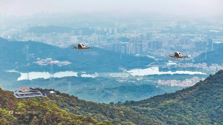 應用場景多元 年產(chǎn)值超900億元 深圳低空經(jīng)濟振翅高飛