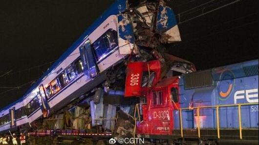 智利兩列火車(chē)相撞致2死9傷 有中國(guó)公民受傷