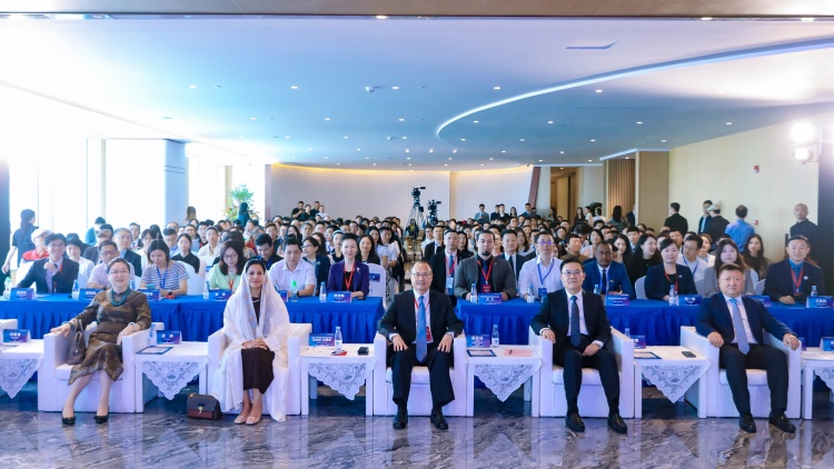 三百位中阿企業(yè)家齊聚前海共商發(fā)展！中阿經(jīng)貿(mào)投資（大灣區(qū)）交流活動舉辦