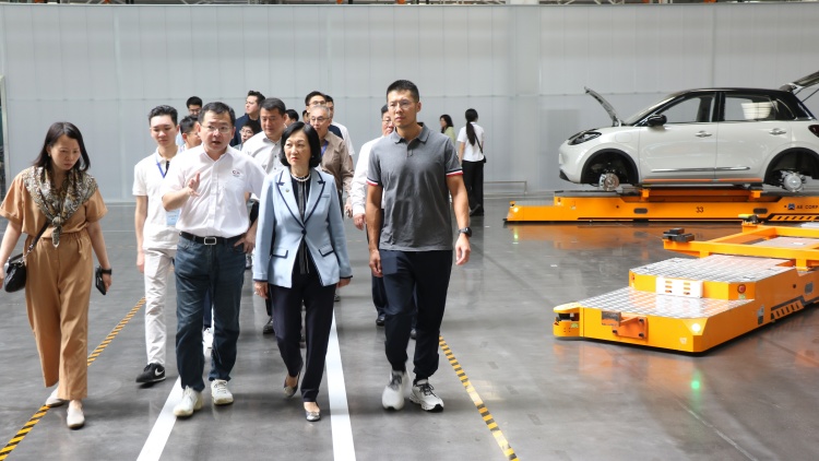 本報(bào)專訪葉劉淑儀：香港要應(yīng)變求變 協(xié)助國(guó)家進(jìn)一步改革開放