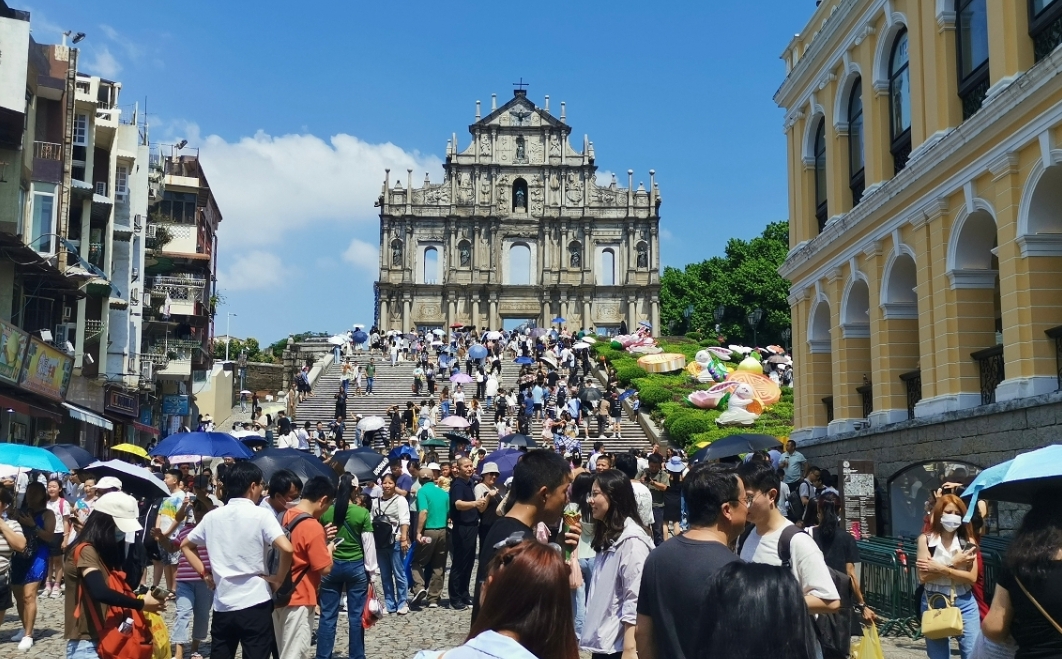 逾71萬(wàn)！澳門單日出入境人次再創(chuàng)歷史新高