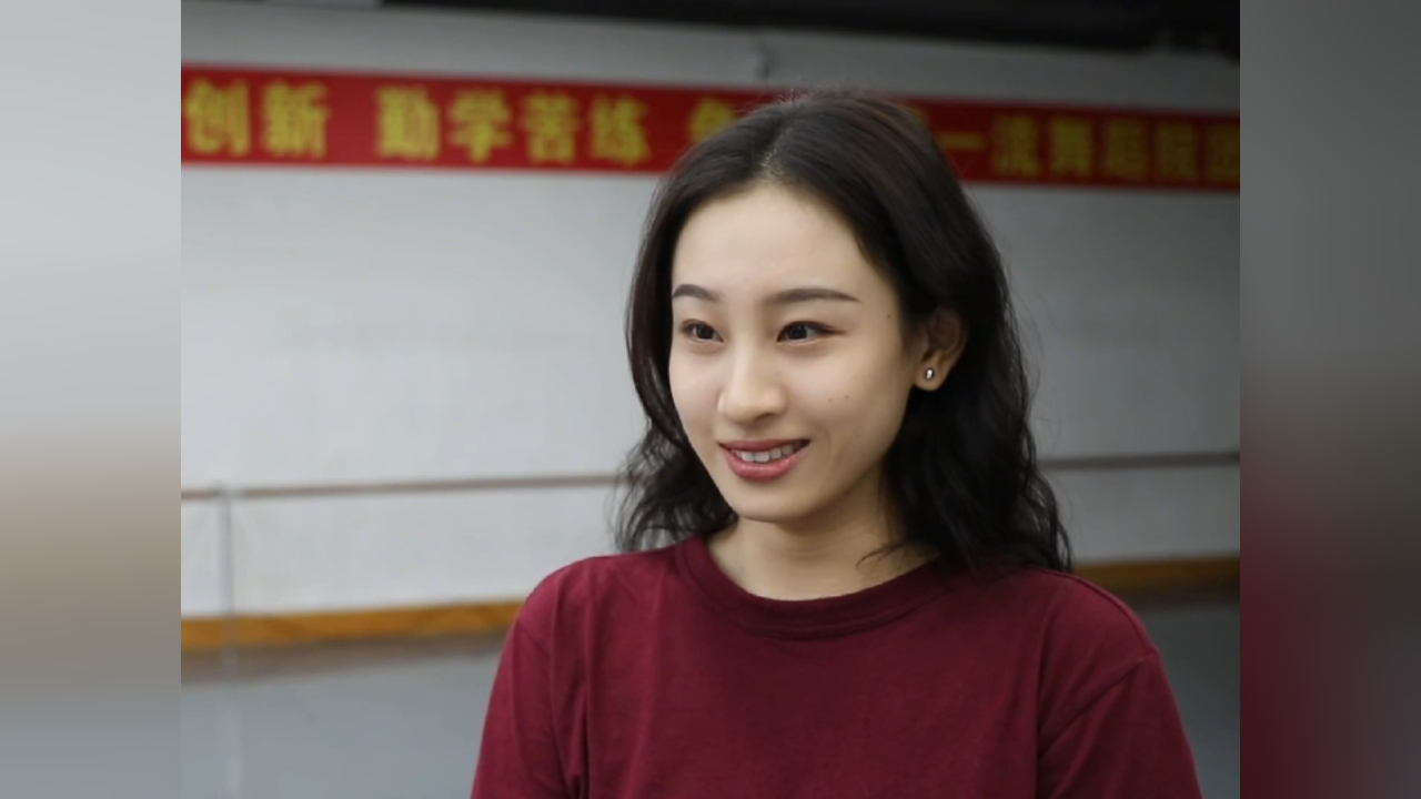 有片丨《詠春》永成飾演者許天慧：從i人變成e人，每場表演都需要強大的情緒內(nèi)核