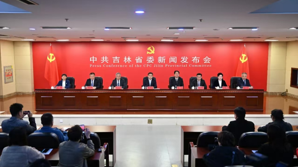 吉林省教育廳以小切口破題 縱深推動(dòng)基礎(chǔ)教育領(lǐng)域改革