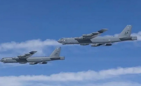 美國(guó)向中東增派B-52轟炸機(jī)和驅(qū)逐艦 
