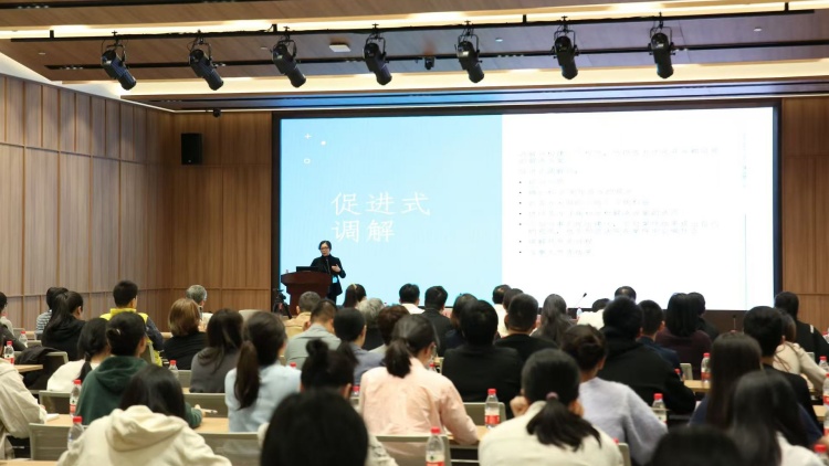「港式調解」在前海法院 香港三位調解員沉浸式分享灣區(qū)調解經驗