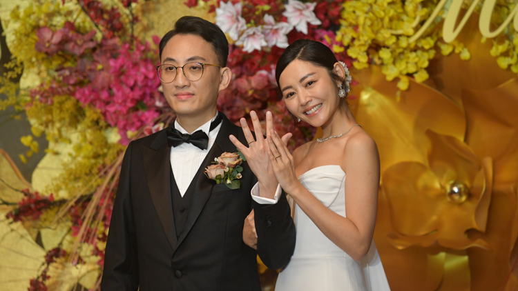 有片 | 【娛樂】衛(wèi)詩(shī)雅婚禮 長(zhǎng)輩未催促抱孫 好丈夫準(zhǔn)備將收入「上繳」