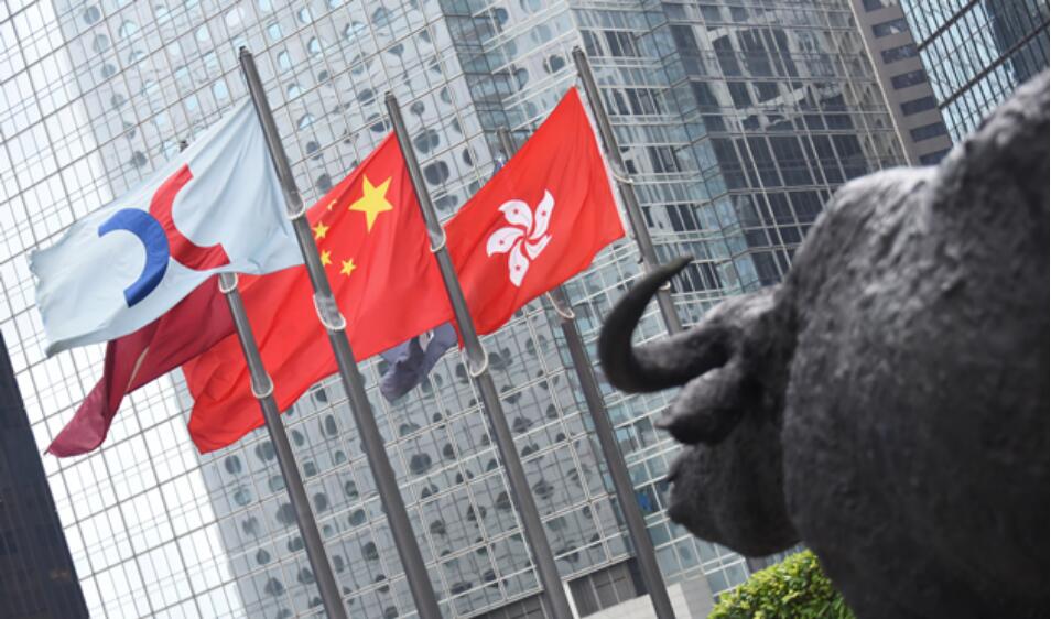 【開市盤點】港股高開517點重上22000 比亞迪系高開6%阿里升5%