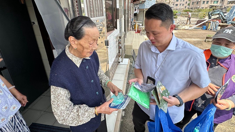警方打鼓嶺宣傳防罪 籲市民避免墮網(wǎng)購(gòu)騙案