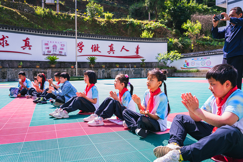 皖歙縣獅石：巧借「雙節(jié)東風」 營造清朗文化氛圍
