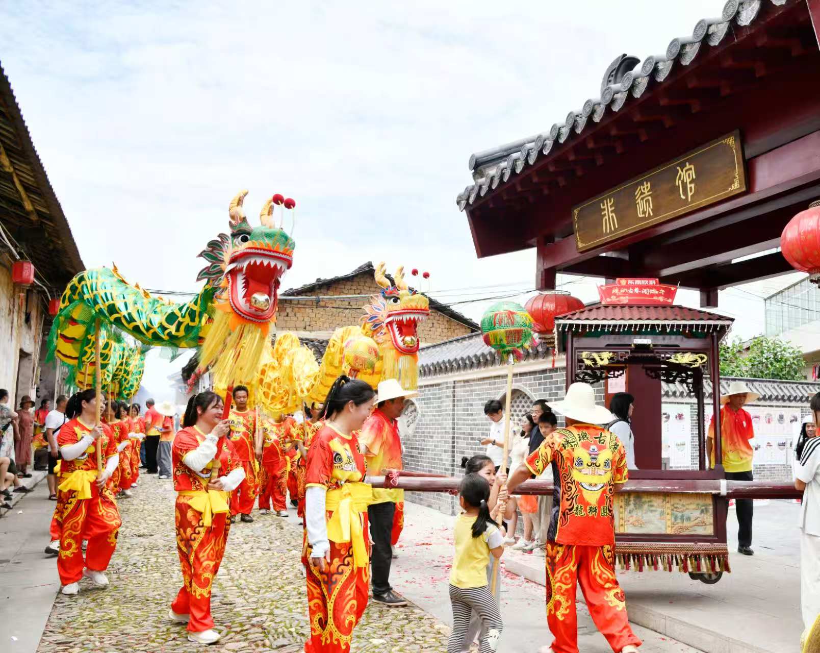 端午非遺展魅力 傳統(tǒng)文化煥新生 廣東南雄市開(kāi)展非遺民俗鬧端午系列活動(dòng)